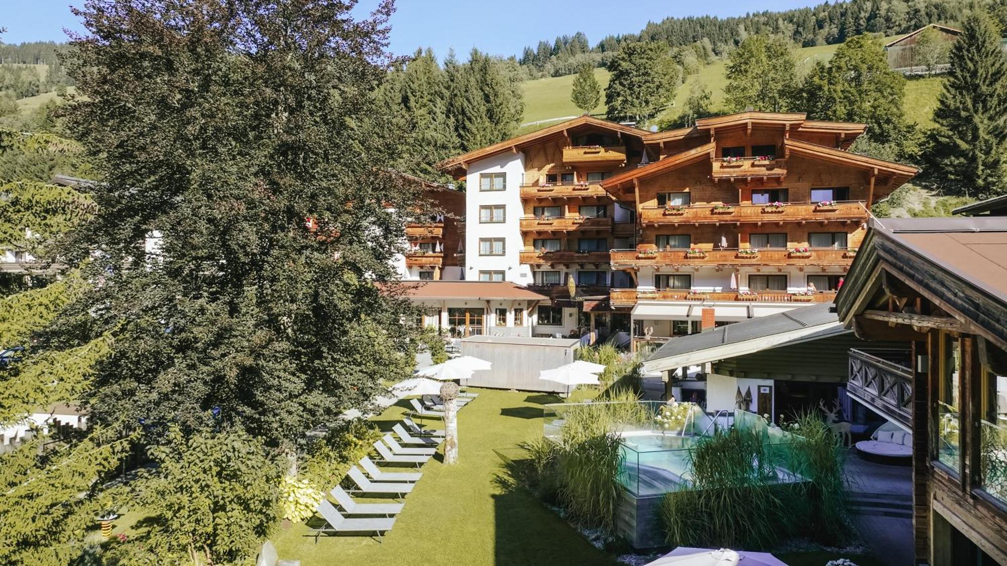 Hotel Die Sonne Saalbach-Hinterglemm Exterior photo